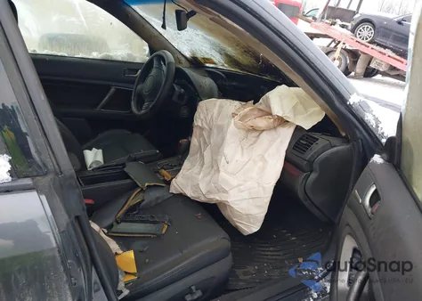 2009 Subaru Outback 2.5I Limited z USA, uszkodzony, nr VIN 4S4BP66C897326024